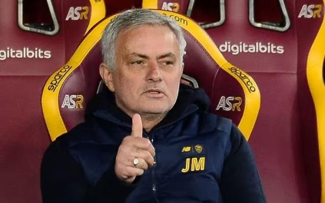 开云登录入口地址-穆里尼奥：欧洲最差劲杯赛 可惜我只有1个迪巴拉