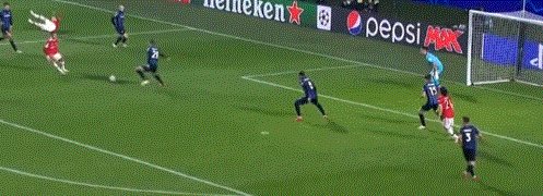 1635890249358069632.gif 646.gif